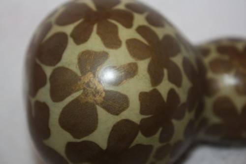 UNUSUAL DECOUPAGED TECHNIQUE CALABASH MARKED UNDERNEATH MH 84