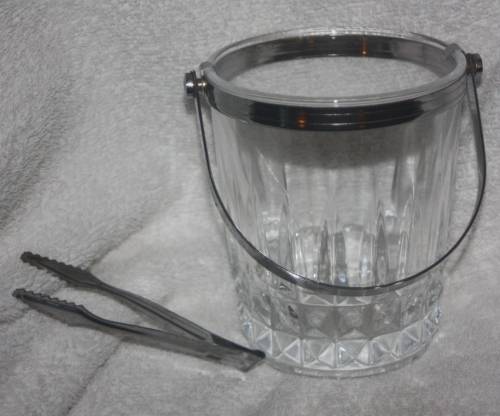 LOVELY  GLASS CRISTAL d,ARQUCS  ICE BUCKET  FREE TONGS MAKERS STAMP UNDERNEATH