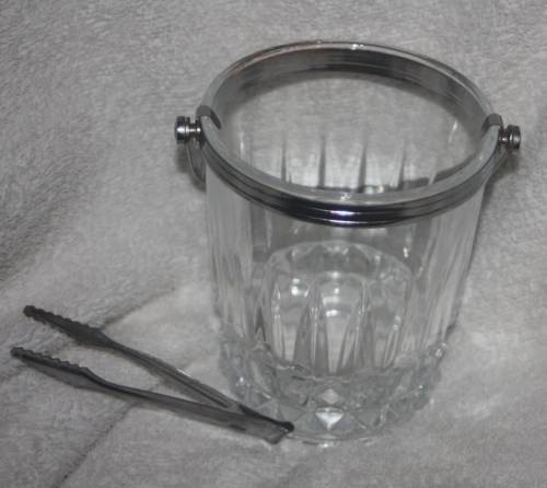 LOVELY  GLASS CRISTAL d,ARQUCS  ICE BUCKET  FREE TONGS MAKERS STAMP UNDERNEATH