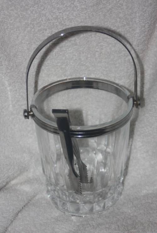 LOVELY  GLASS CRISTAL d,ARQUCS  ICE BUCKET  FREE TONGS MAKERS STAMP UNDERNEATH