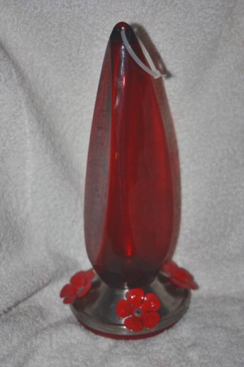 HONEY SUCKER SYRUP BIRD FEEDER RED IN COLOUR