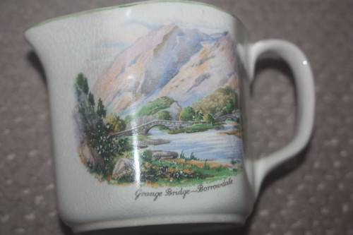 TRIO WORDSWORTHS LAKE COUNTRY JUGS GRANGE BRIDGE BORROWDALE BY NELSON WARE ENGLAND