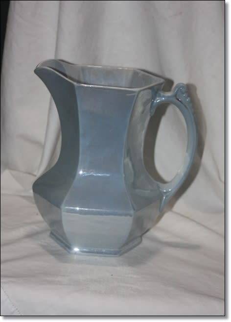 Beautiful Mayling England lustre glaze jug large
