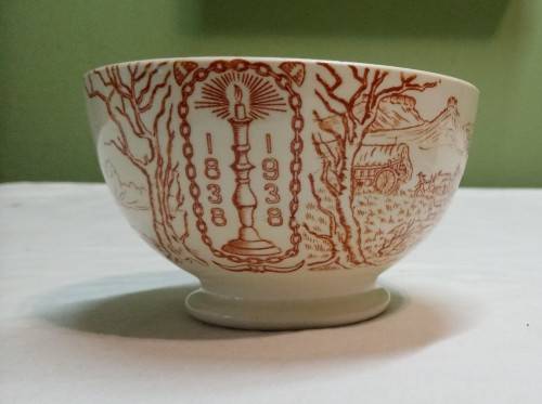 Sugar bowl. Voortrekker. Commemorative ware.