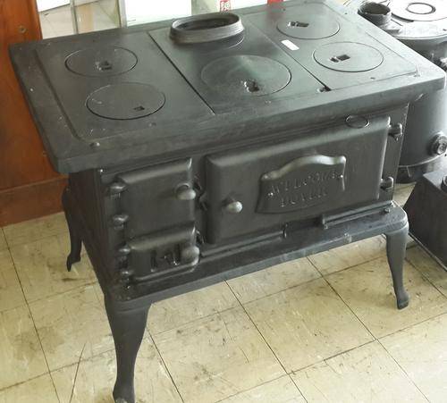 DOVER COAL STOVE EXELLENT CONDITION