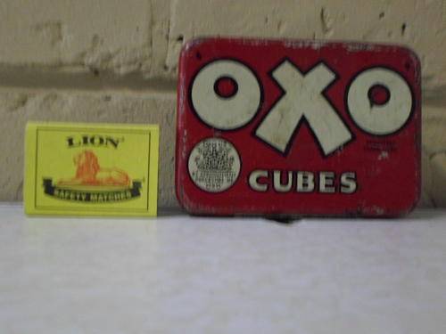 OLD OXO STOCK CUBE TIN IN VERY GOOD CONDITION