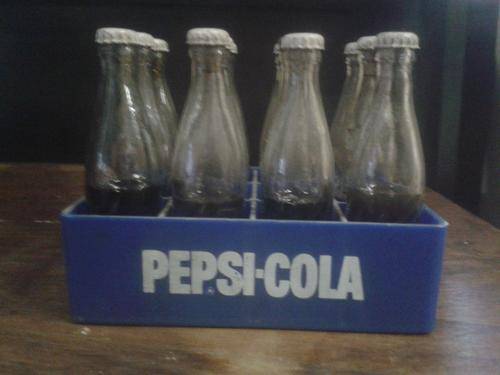 COMPLETE MINI PEPSI PLASTIC CRATE WITH GLASS BOTTLES