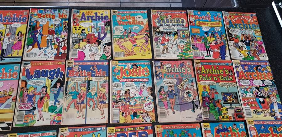 Job lot of 28 Archie comic books (1980`s) - sold together as one lot
