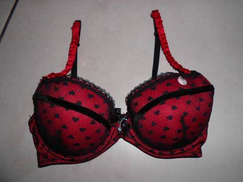 Red & Black Temptations Bra (Size: 34B)