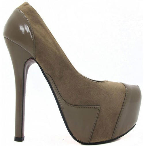 Plum Delicious Vancouver Heels (Size: 6)