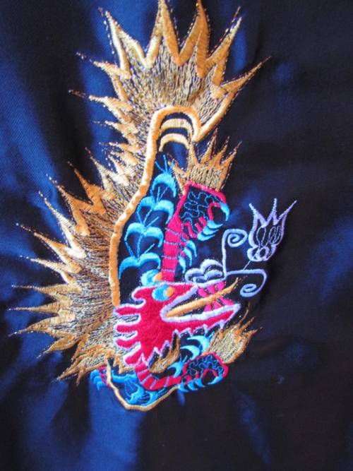 WOW!!- VINTAGE- EMBROIDERED SATIN CHINESE BLACK JACKET!!