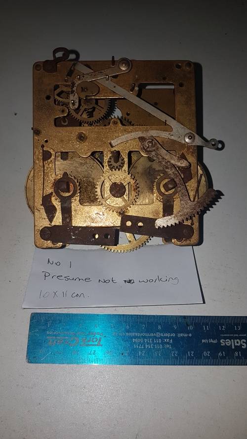 clock movement for spares or repairs 10x11cmNo 1