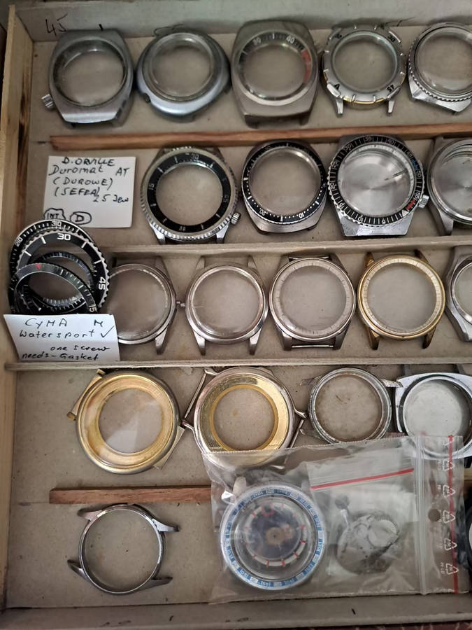 Various job lot vintage men`s watch cases