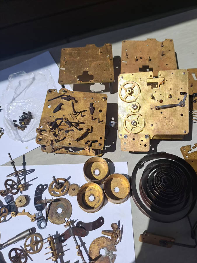 looks like 4 FHS clock moments for spares or repairs