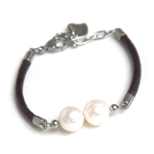 Atenea handmade Coffee Brown leather cord bracelet with large white freshwater pearls