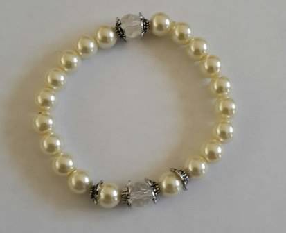 ***Beautiful***Glass Pearl Bracelet