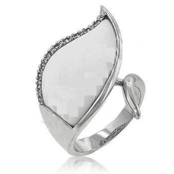 White Onyx and Simulated diamond dress ring- Size 6
