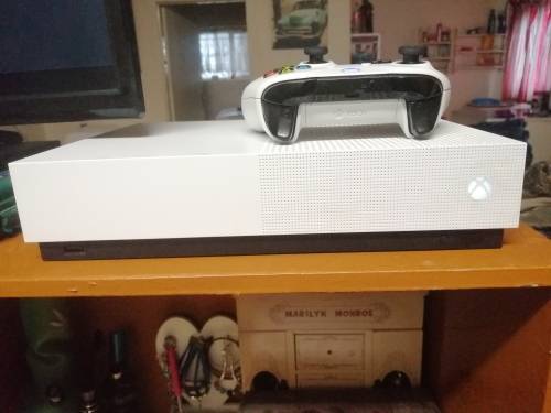 Xbox One S 1T
