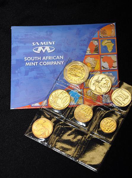 ***BRAND NEW SEALED 2011 CICULATION COIN SET***