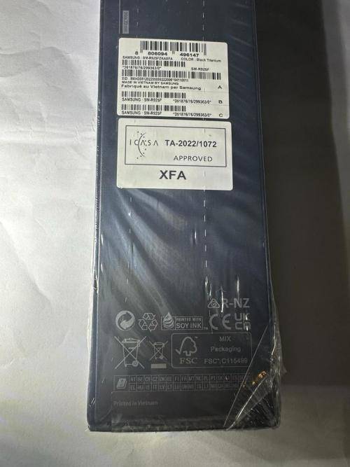 Samsung Watch 5 Pro (New//6 month Warranty)