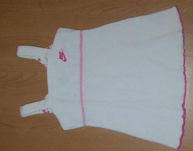 Nike Swim cover-up/dress 2 years old looks new at all!