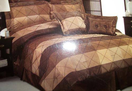LIMITED EDITION COMFORTERS (Range 3 = R380)
