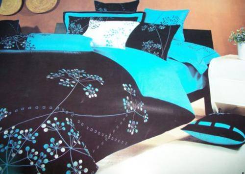 6 PIECE BEDDING SET (Range 1 = R140)