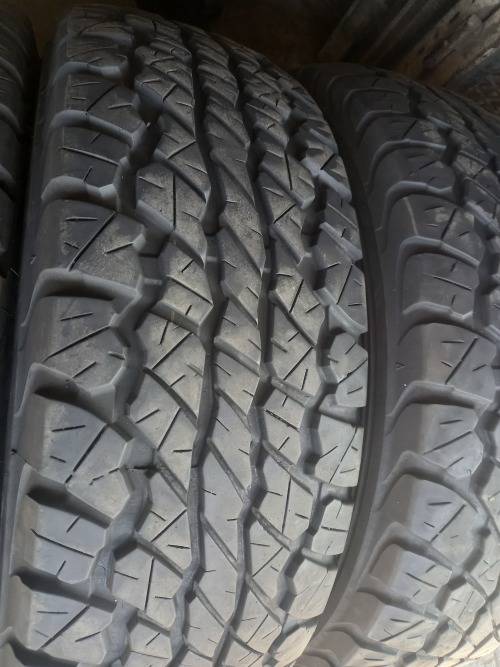 Set of 265/70/16 Dunlop AT tyres. 85% life