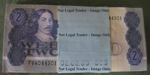 R2 Notes - 100 Uncirculated  Consecutive Notes - Gerhard de Kock