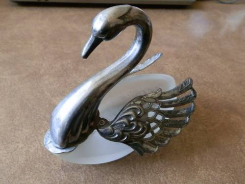 Silver and frosted glass swan