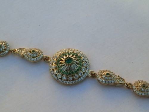 Sterling silver emerald and topaz bracelet, 20 g.