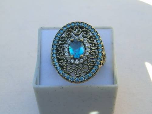 Sterling silver topaz ring, 9.5 g.