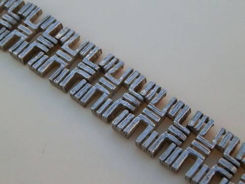 SALE!!  Awesome vintage SOLID sterling silver bracelet - weight 24.1 g.