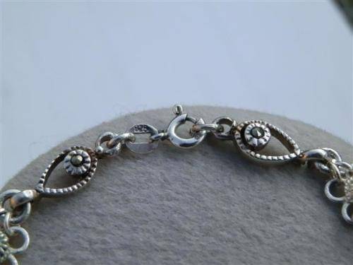 Ravishing solid sterling silver fancy bracelet - weight 8.89 g.