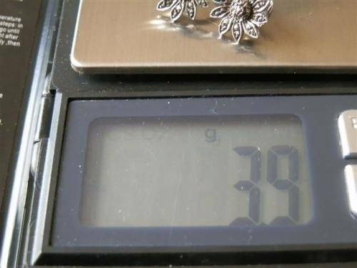 Stunning vintage solid sterling silver clip-on earrings - weight 3.9 g.