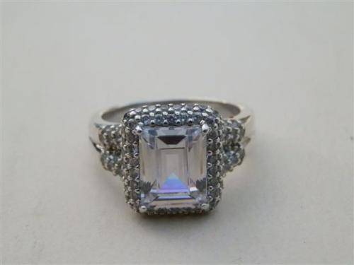 Fabulous solid sterling silver cubic ring - weight 6 g.