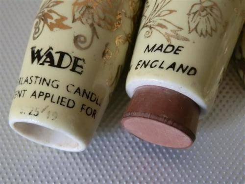 Lovely Old Wade `Everlasting Candles` Set