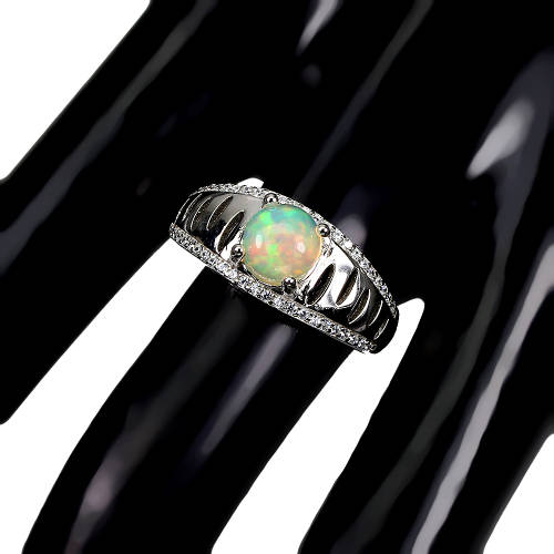 Stunning Natural Ethiopian Fire Opal Solid 925 Silver and 14 ct White Gold Ring