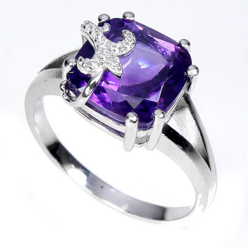 Dazzling Solid Sterling Silver Natural Amethyst Ring