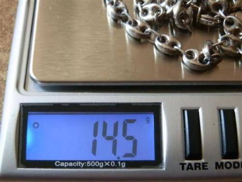 Sturdy Solid Sterling Silver Gucci Link Necklace - weight 14.5 g.