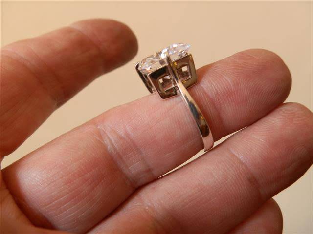 Sterling Silver Ring with Clear Stone - weight 6.5 g