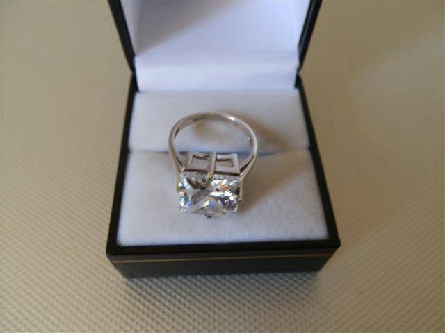 Sterling Silver Ring with Clear Stone - weight 6.5 g