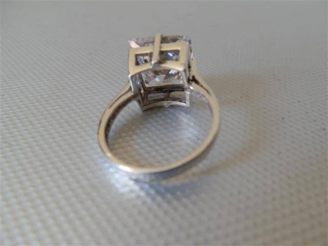 Sterling Silver Ring with Clear Stone - weight 6.5 g
