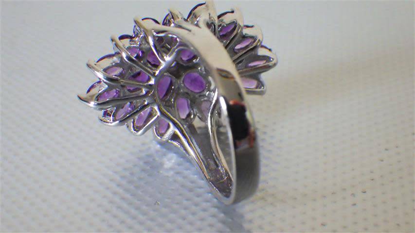 Spectacular Sterling Silver Amethyst Cluster Ring - weight 6.7 g
