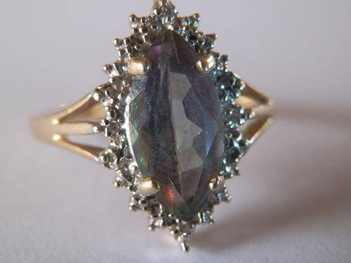 9ct Gold mystic topaz and diamond ring - shipping R35 insured