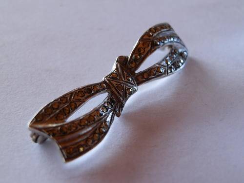 Antique sterling silver marcasite brooch (1) - shipping R40 insured