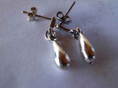 Sterling silver earrings - shipping R40 insured