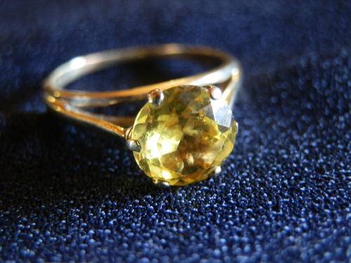 9ct Gold - 2.5 gram - citrine ring - two (2) weeks to pay