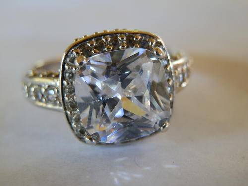 Good weight - 5.2 gram - sterling silver ring - thirty (30) days to pay