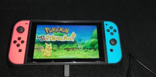 Nintendo Switch v2 32GB, with 2x Joy-Con 3D Cntroller, Pokemon Let`s Go + Pokeball Monster Ball